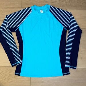 Charmo Long Sleeve Women's Rash Guard Sun Protection Swim Shirt